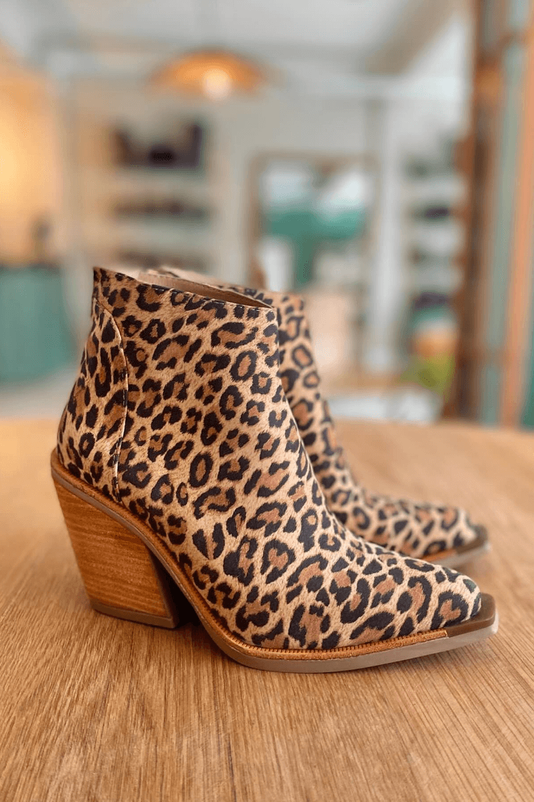 Elsa | Pointed Toe Cowboy Boot