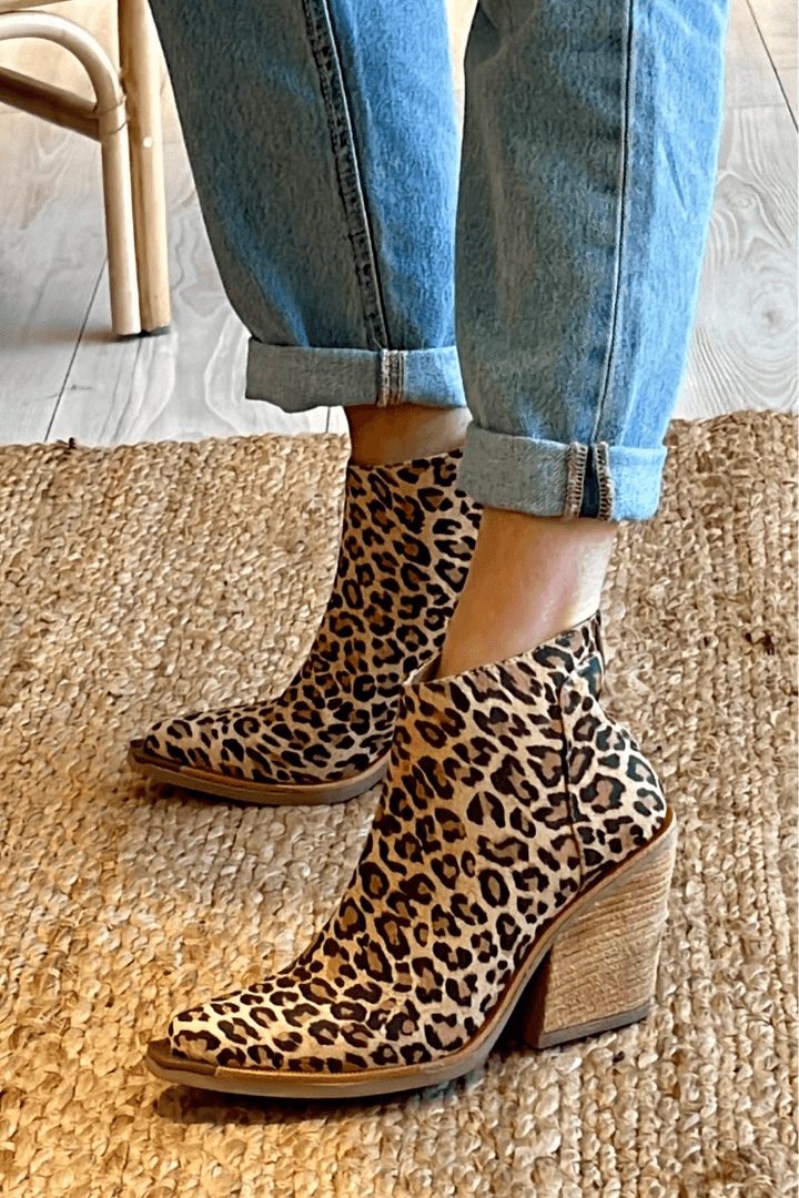 Elsa | Pointed Toe Cowboy Boot