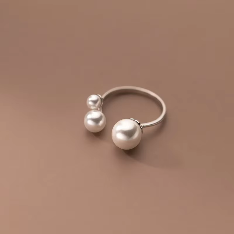 Adjustable Ring with Triple Freshwater Pearl Design