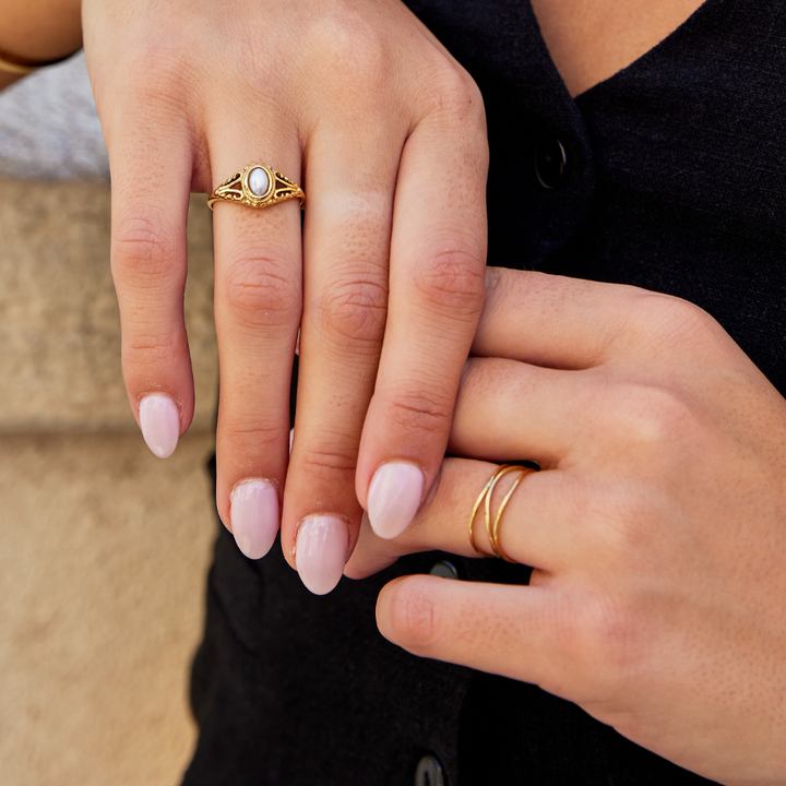 Royal - Vintage ring with pearls