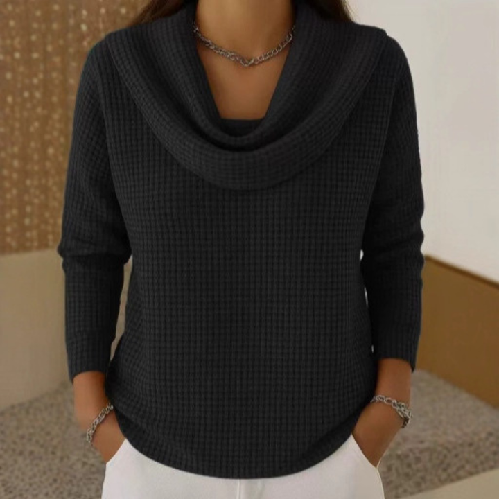 Amber | Warm Sweater With Collar