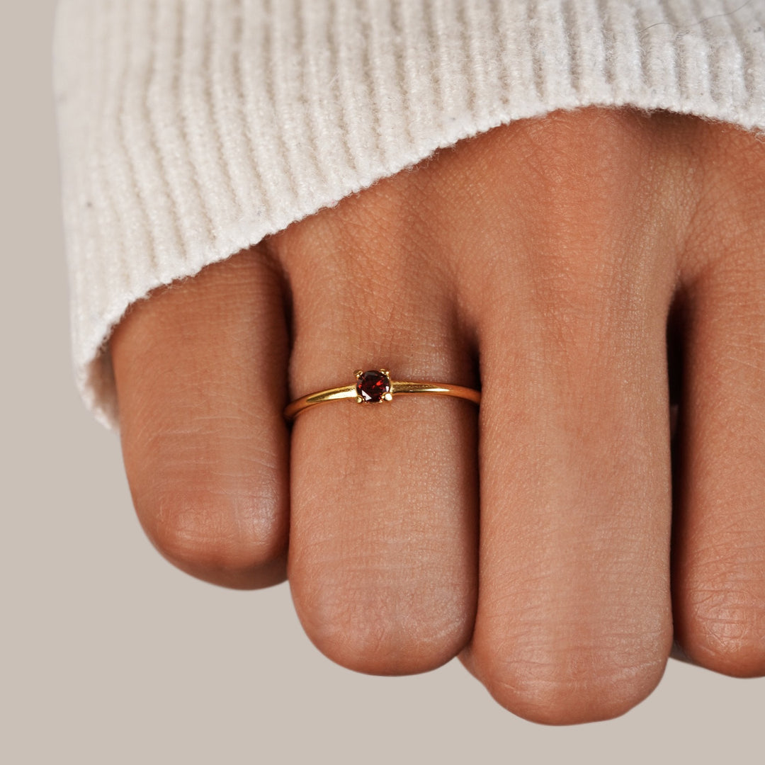 Romy - Engagement Ring with Birthstone