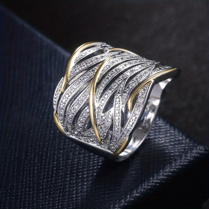 Zoja - Elegant Multi-Layer Twisted Ring