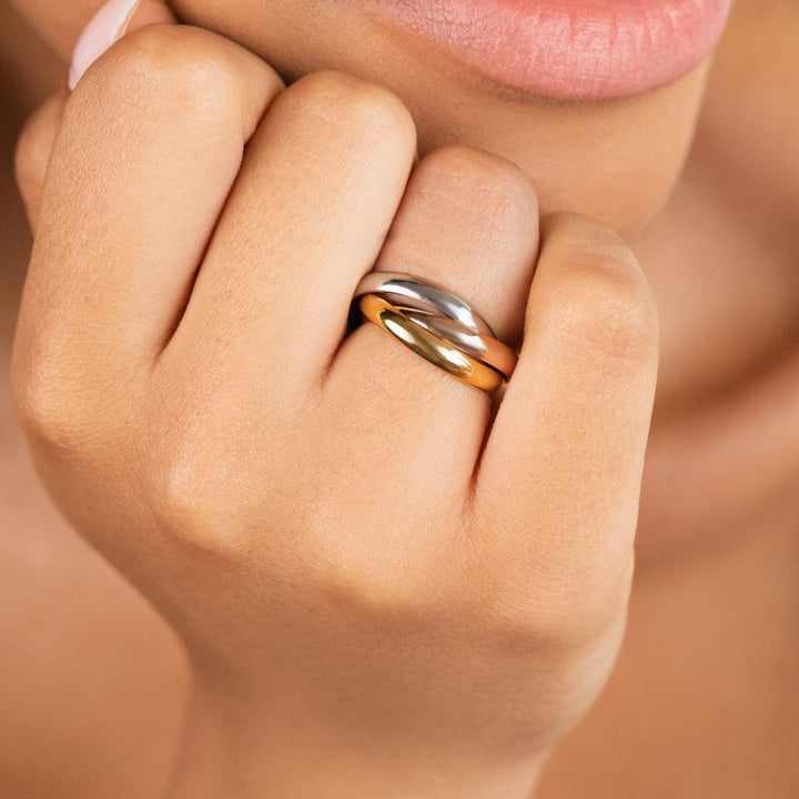 Félicie - Tricolor Loop Ring