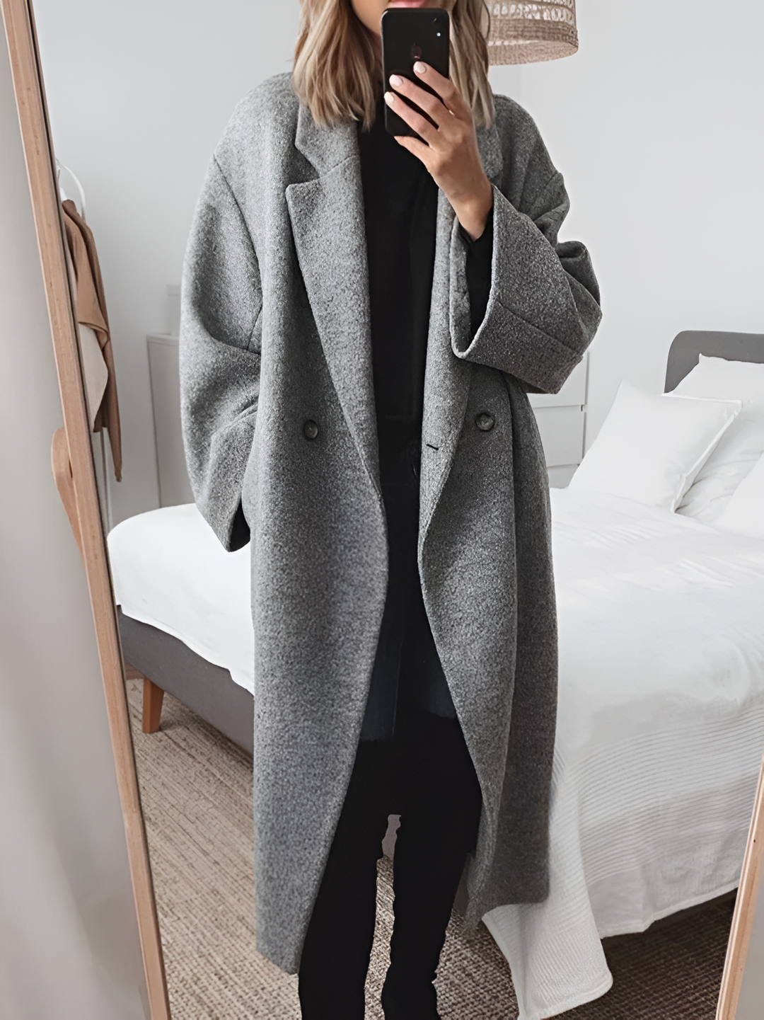 Giorgia - Timeless Winter Elegance