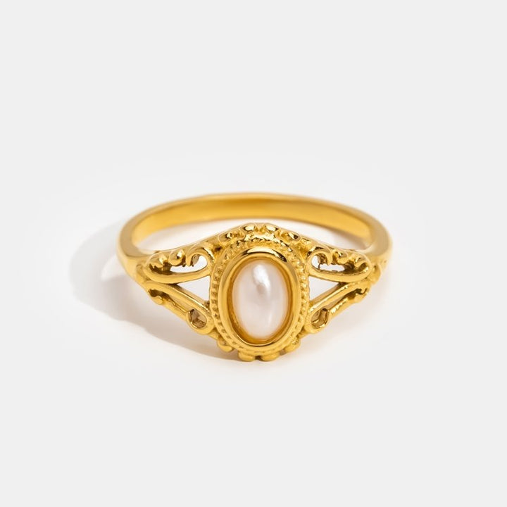 Royal - Vintage ring with pearls
